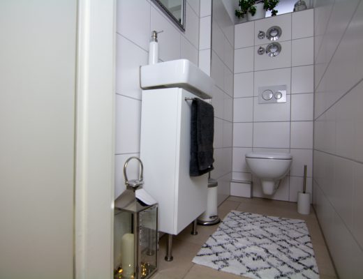 IKEA-Hack: Badezimmer Unterschrank für schmales Waschbecken